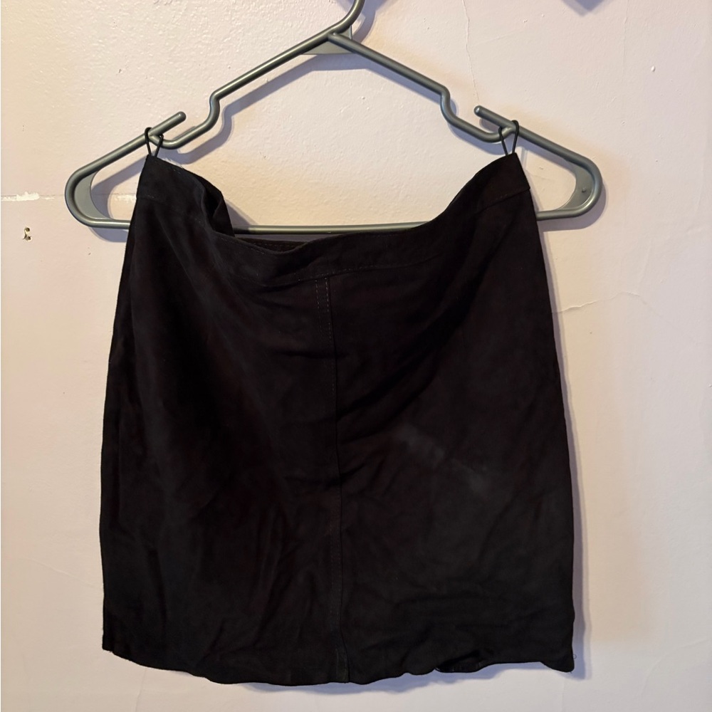 Black 100% suede skirt